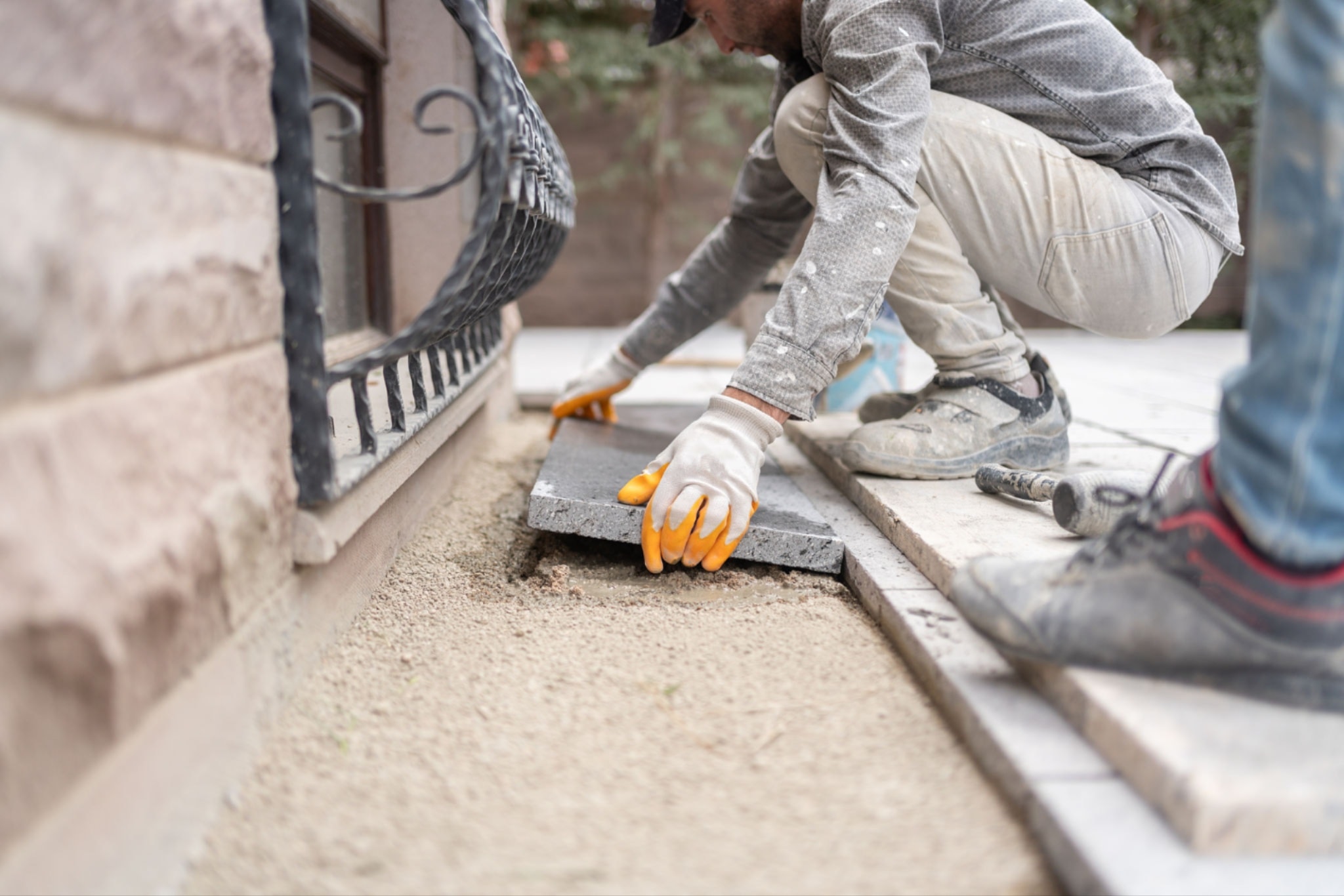Trusted contractor handshake
